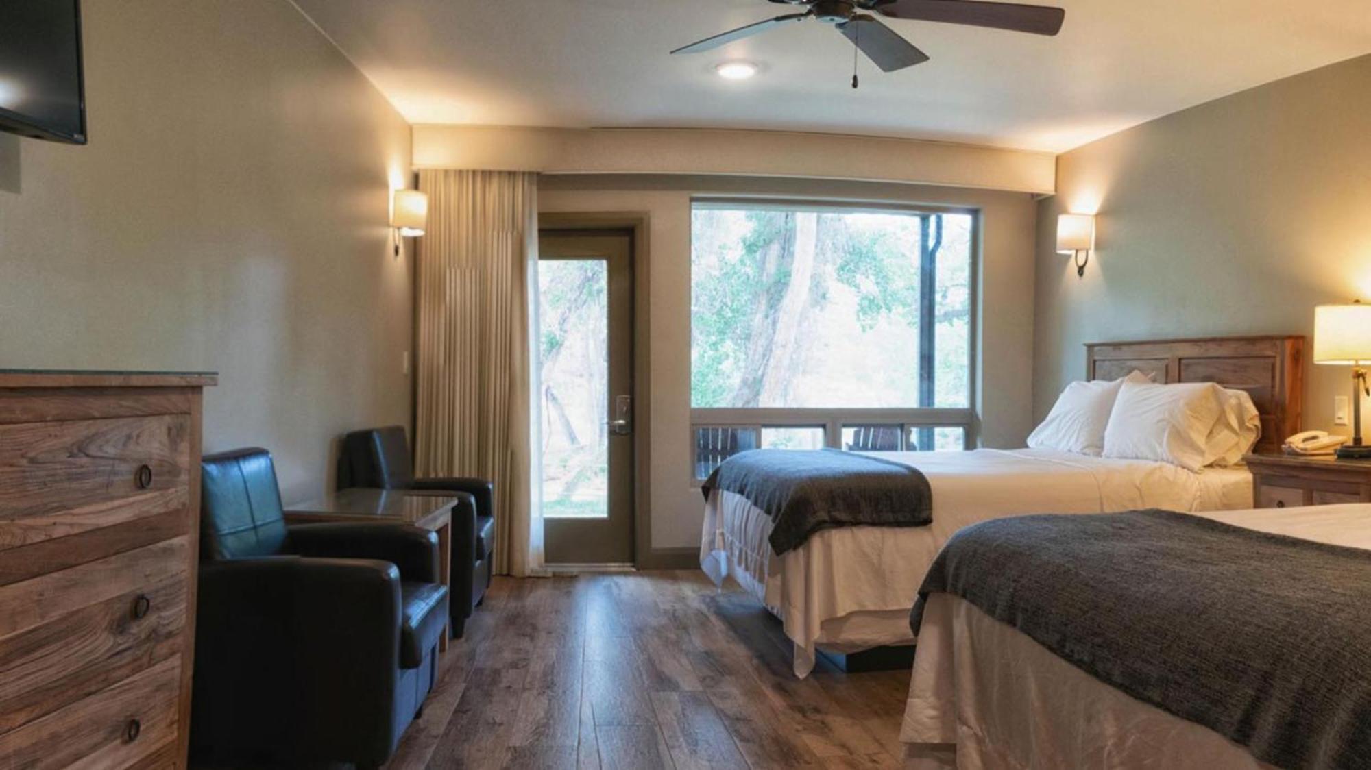 Driftwood Lodge Спрингдейл Экстерьер фото