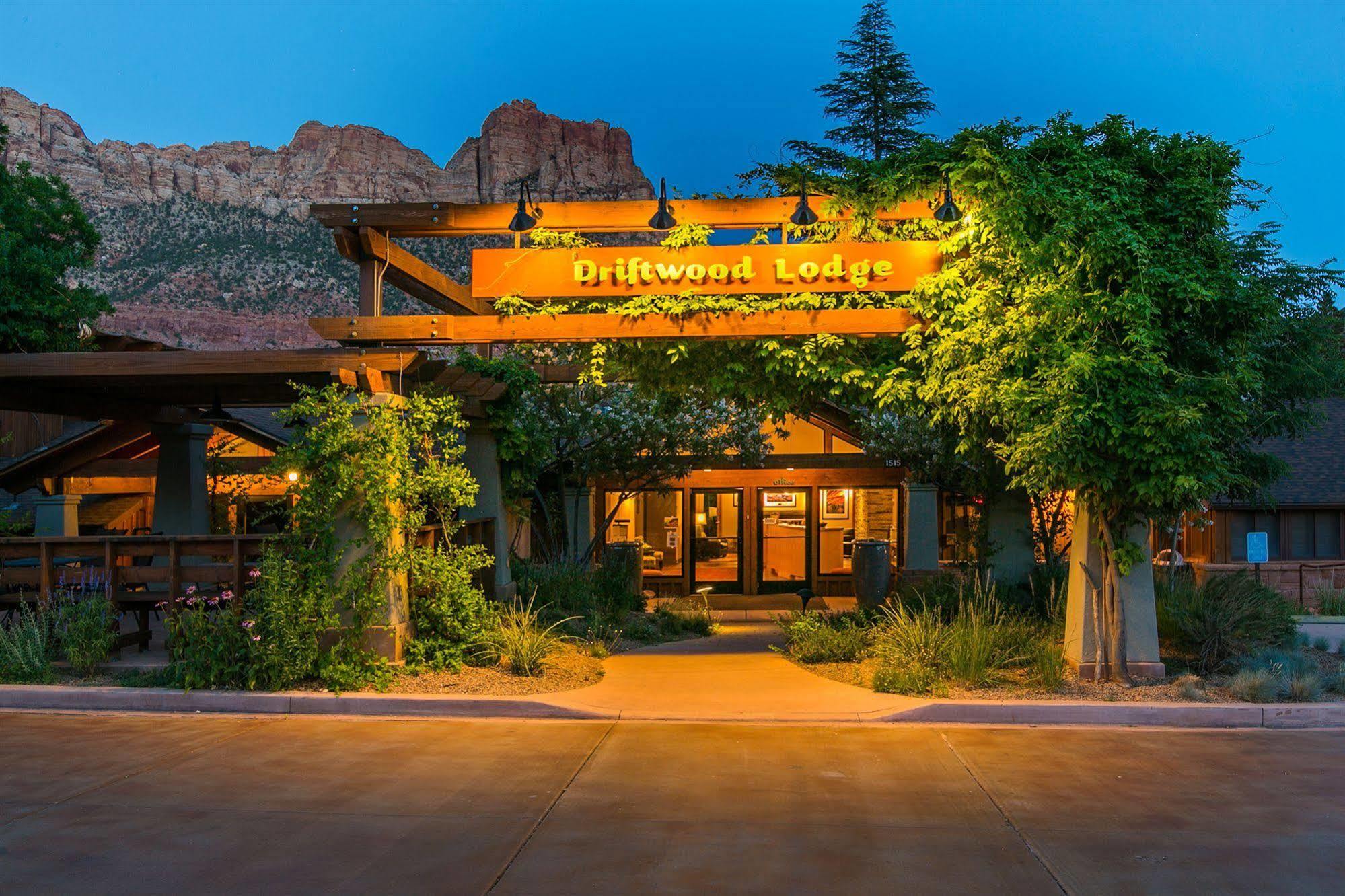 Driftwood Lodge Спрингдейл Экстерьер фото